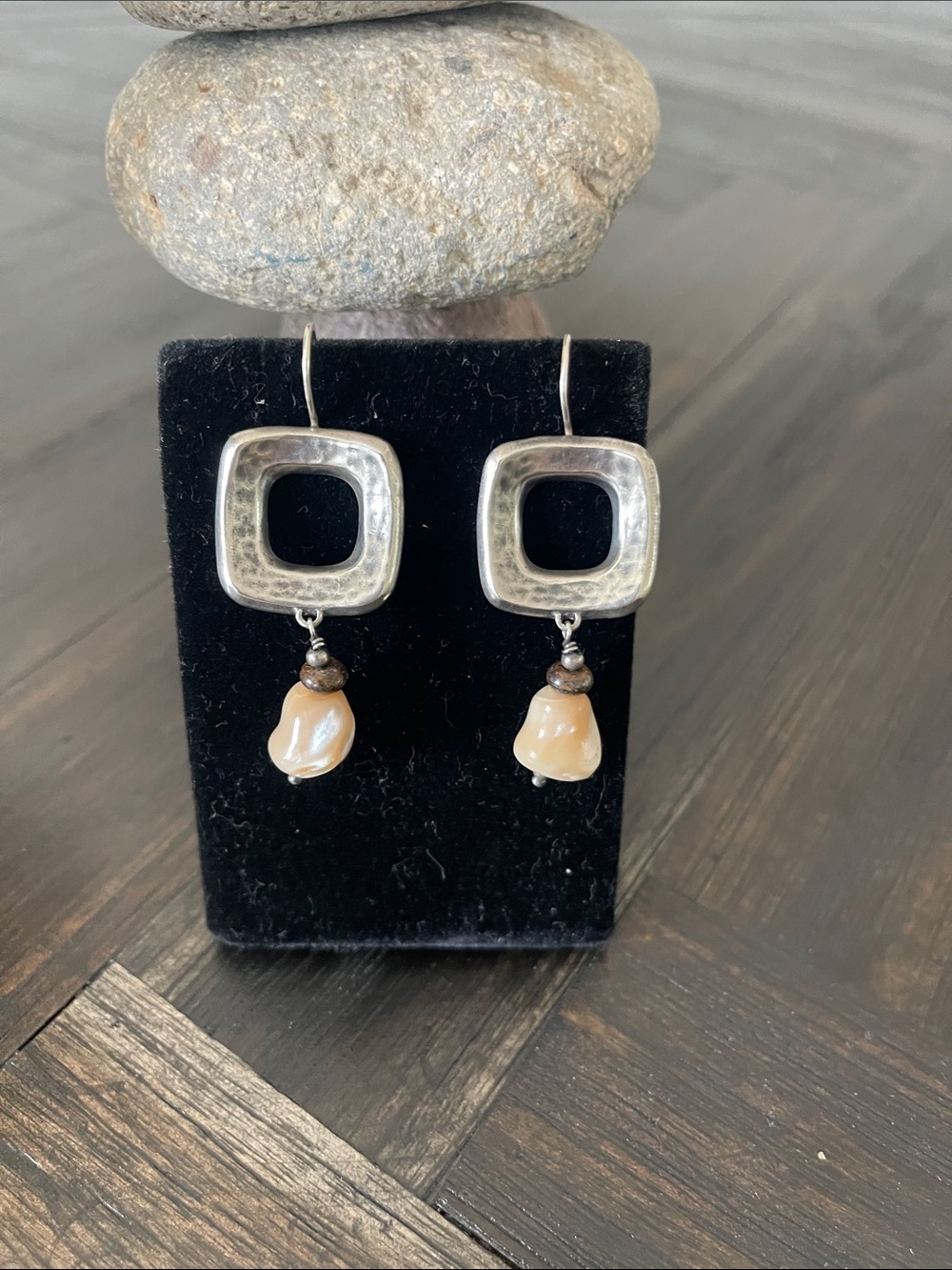 Silpada Silver Square Drop Earrings with cream Pearl Drops